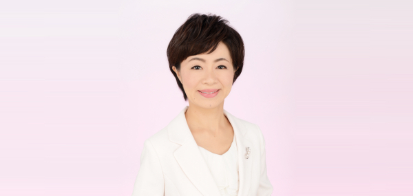 テキストは現役の面接審査員が執筆・監修