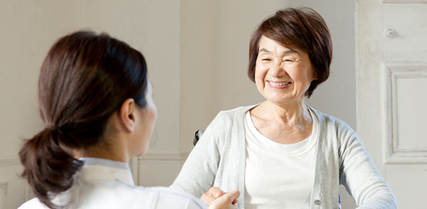 高齢者に、気持ちよく話してもらうためには？