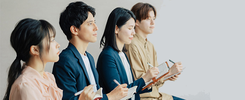 教育と研修の違いとは？社内研修・社内教育のメリット、デメリットを解説