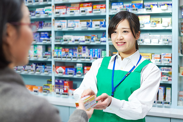 登録販売者