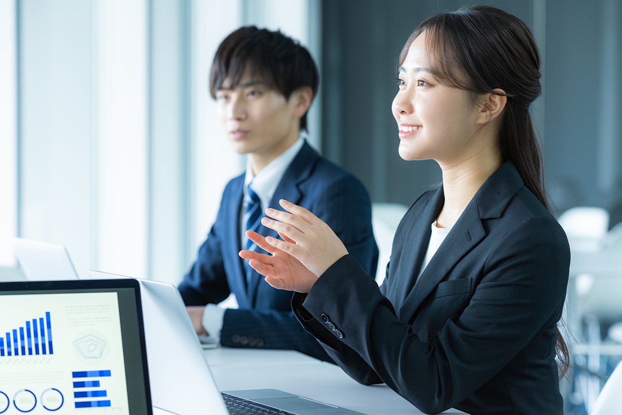 ユーキャンの法人向けリーダーの基本講座