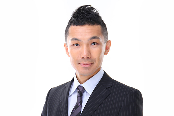 ユーキャンの法人向け日本で働く外国人向けマナー講座_講師