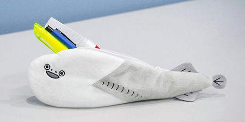 サカバンバスピス ペンケース