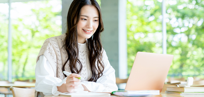 ユーキャンの保育士資格取得講座｜教材・テキスト