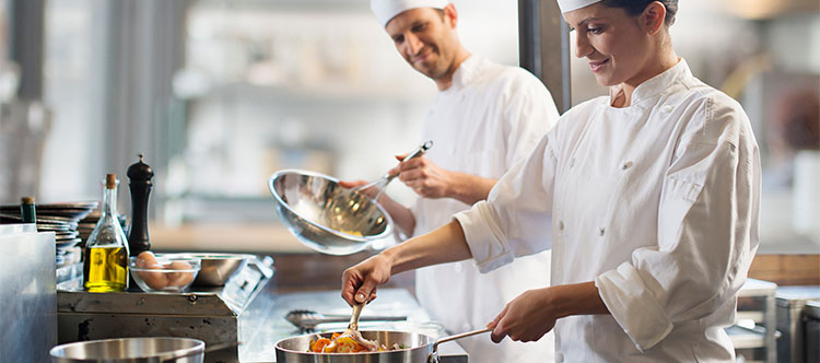 ユーキャンの調理師資格取得講座｜調理師とは